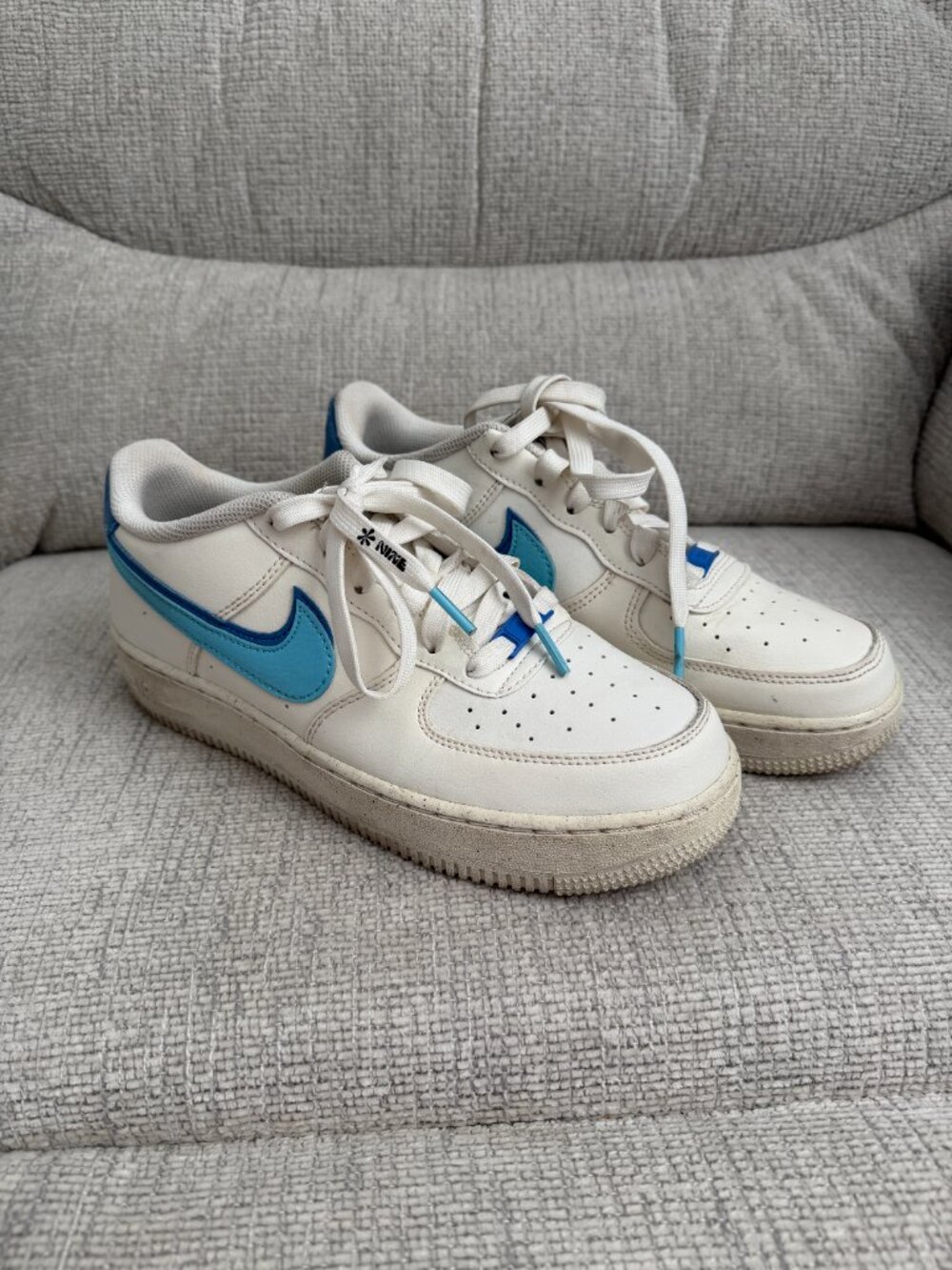 Nike Air Force 1 Low 82 Double Swoosh 7Y Womens 8.5 White Blue DQ0359-100 AF1